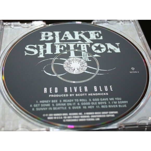 RED RIVER BLUE by BLAKE SHELTON (CD, Jul-2011, Warner Bros.) LIKE NEW - Picture 3 of 3